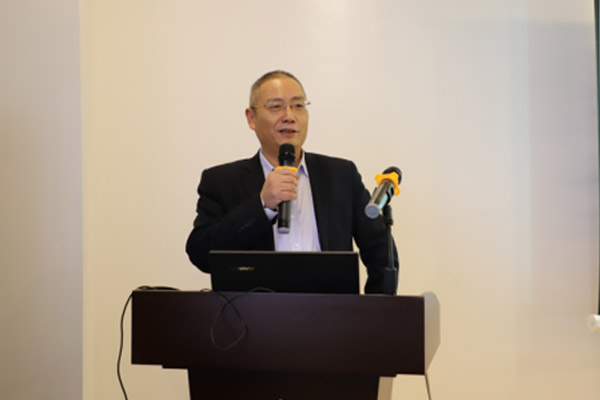 CEO of JIUWU HI-TECH presided sub-forum CEO of JIUWU HI-TECH presided sub-forum